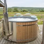 Kestrel Yurt Bainbridge